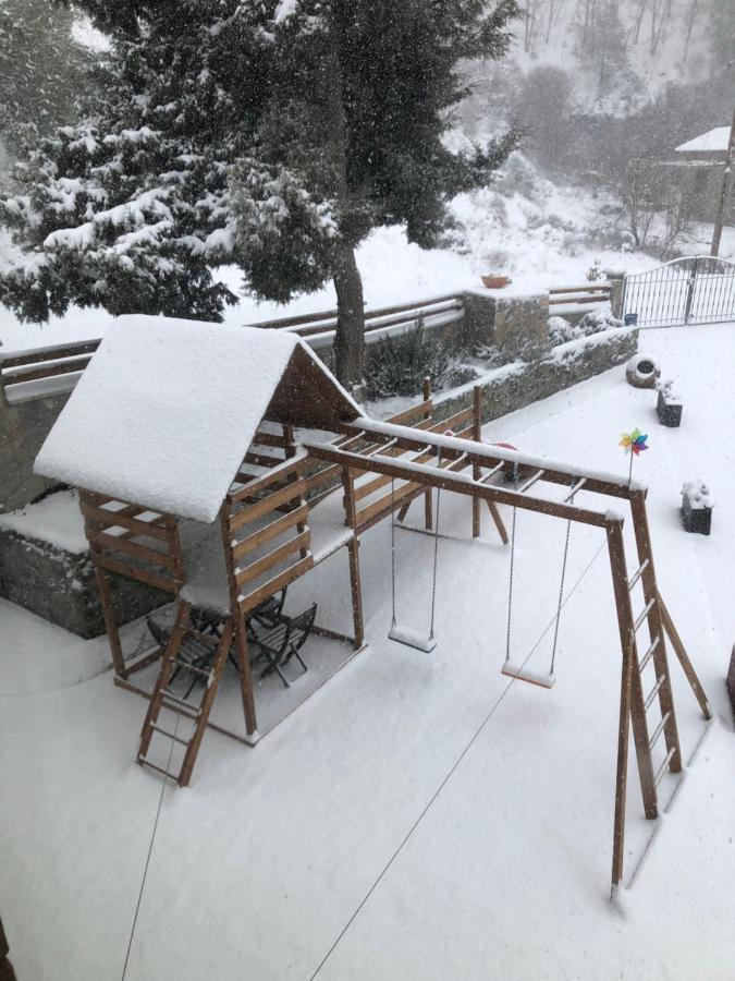 Diamond Stone Wooden Guest House Chandria Εξωτερικό φωτογραφία